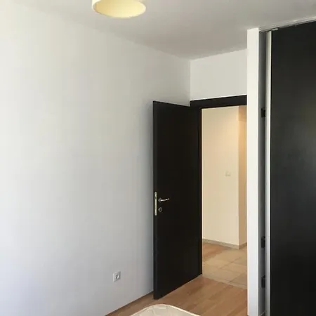 Apartament Rose Garden Διαμέρισμα *